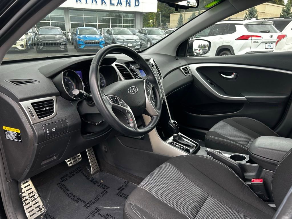 Used 2016 Hyundai Elantra GT w/ Option Group 02 FWD image 33