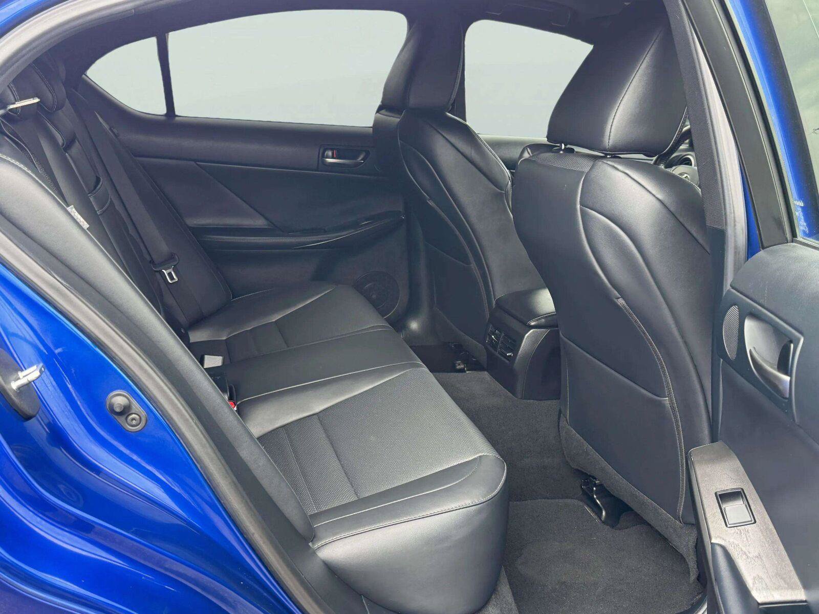 Used 2021 Lexus IS 350 F Sport w/ Dynamic Handling Package RWD image 39