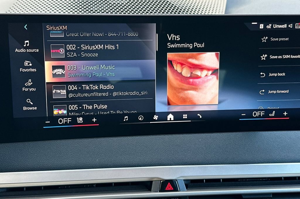 New 2026 BMW iX xDrive60 w/ Premium Package image 21