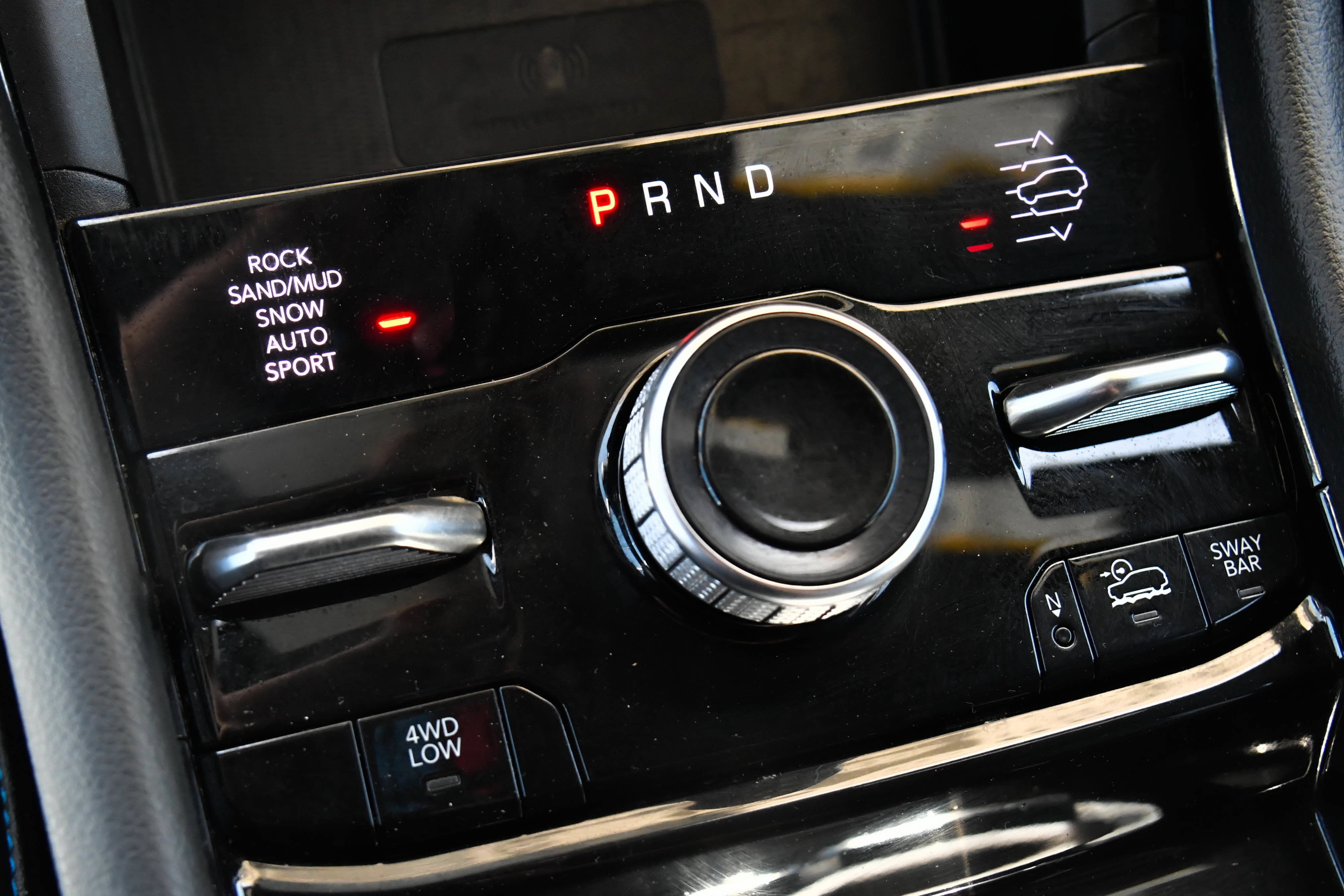 Used 2023 Jeep Grand Cherokee Trailhawk w/ Advanced Protech Group II AWD/4WD image 37