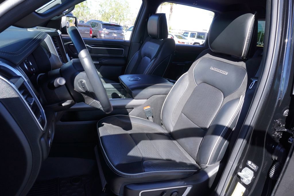 Used 2022 RAM 1500 Laramie w/ Sport Appearance Package image 14