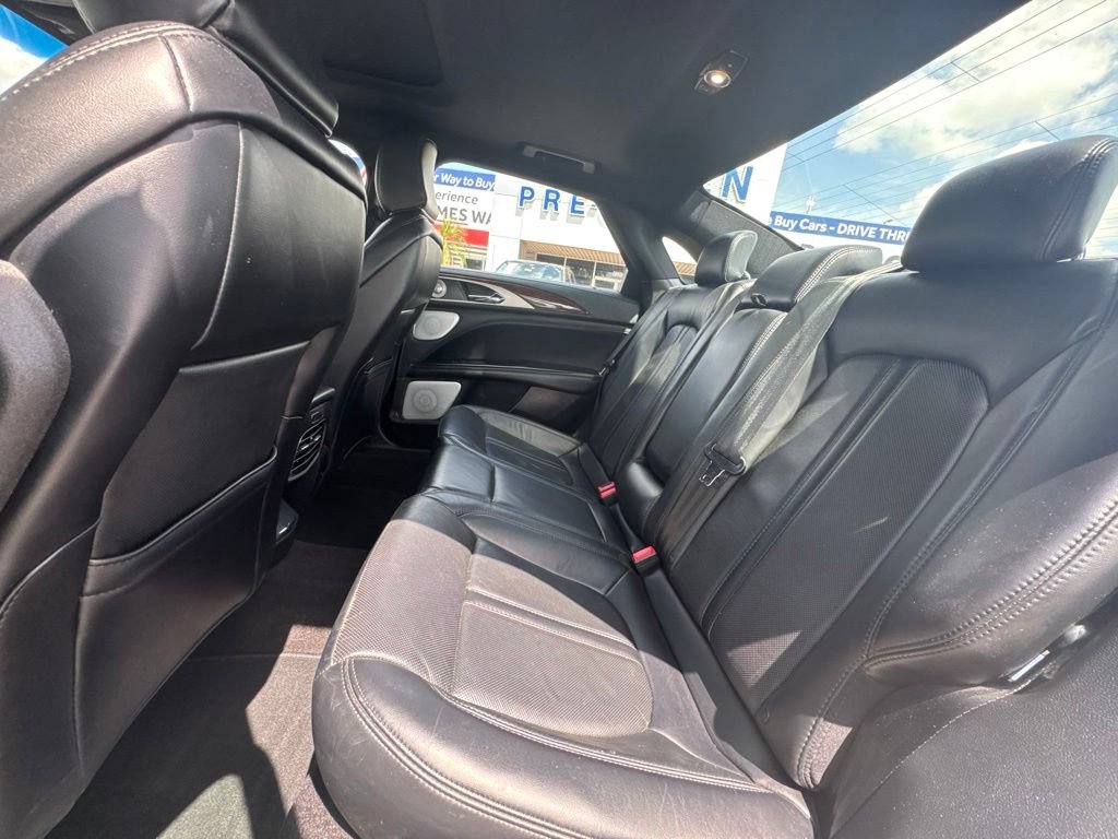 Used 2020 Lincoln MKZ Reserve w/ Luxury Package FWD image 19