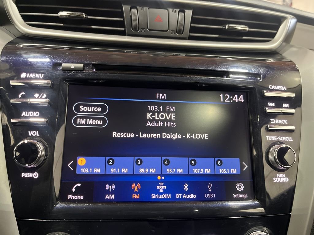 Used 2019 Nissan Murano SV w/ Premium Package image 13