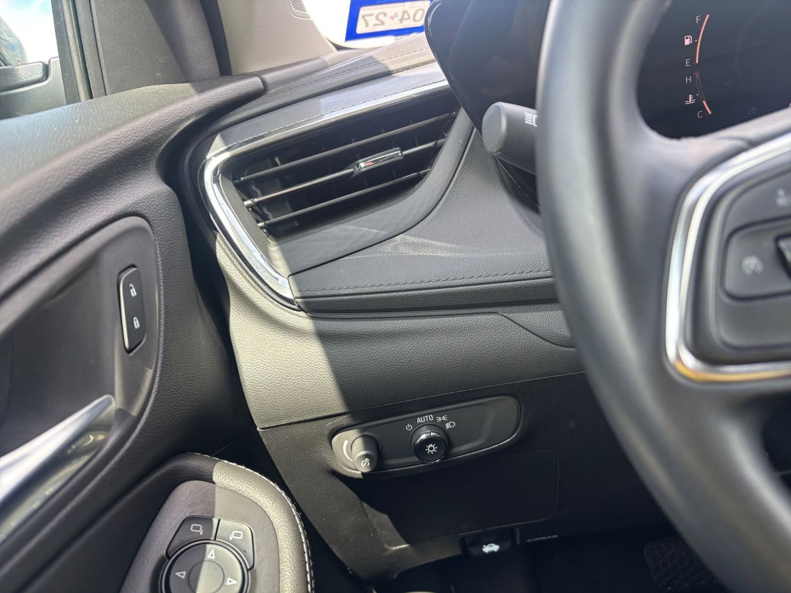 Used 2025 Buick Encore GX Preferred FWD image 33