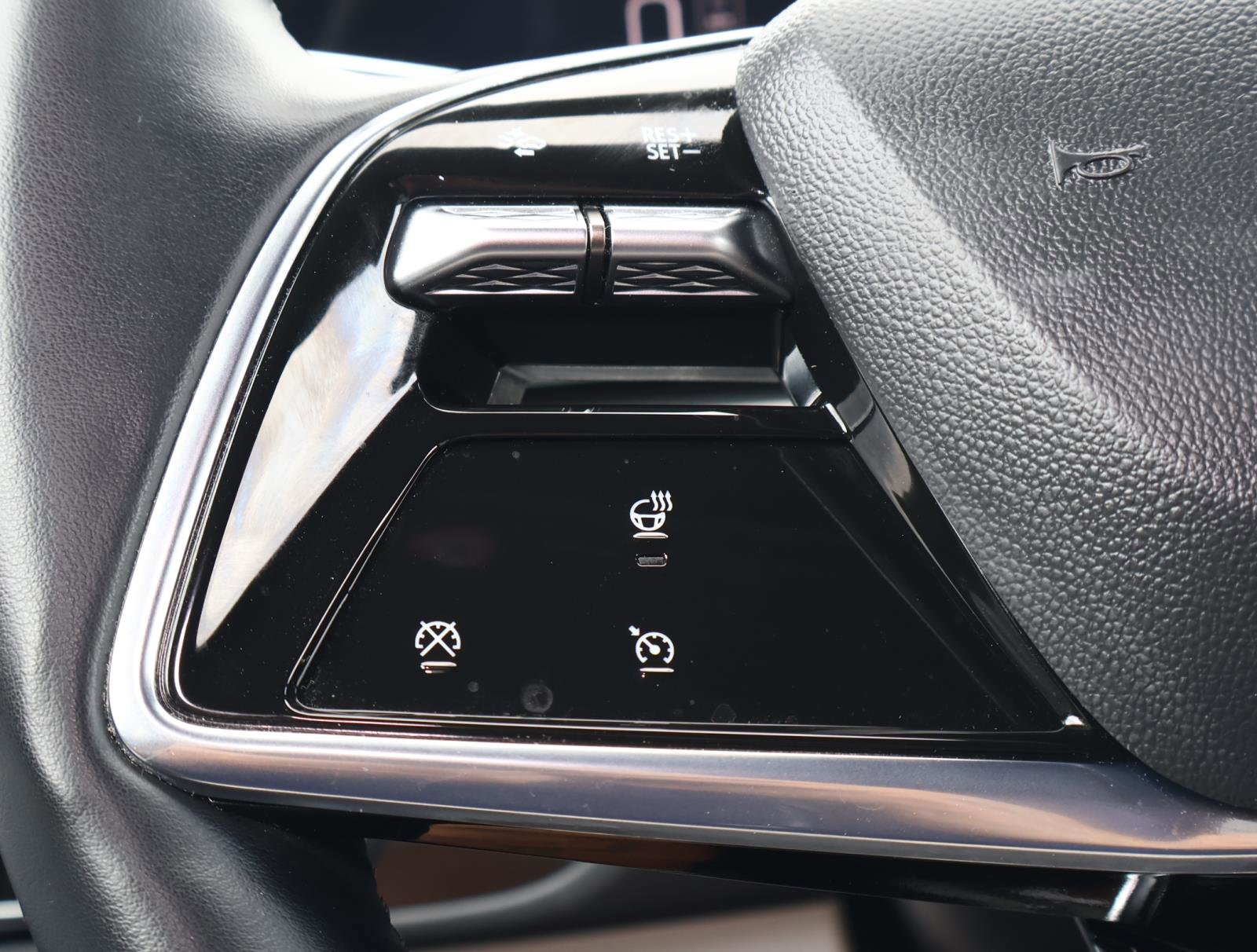 Certified 2024 Cadillac Lyriq Sport image 29