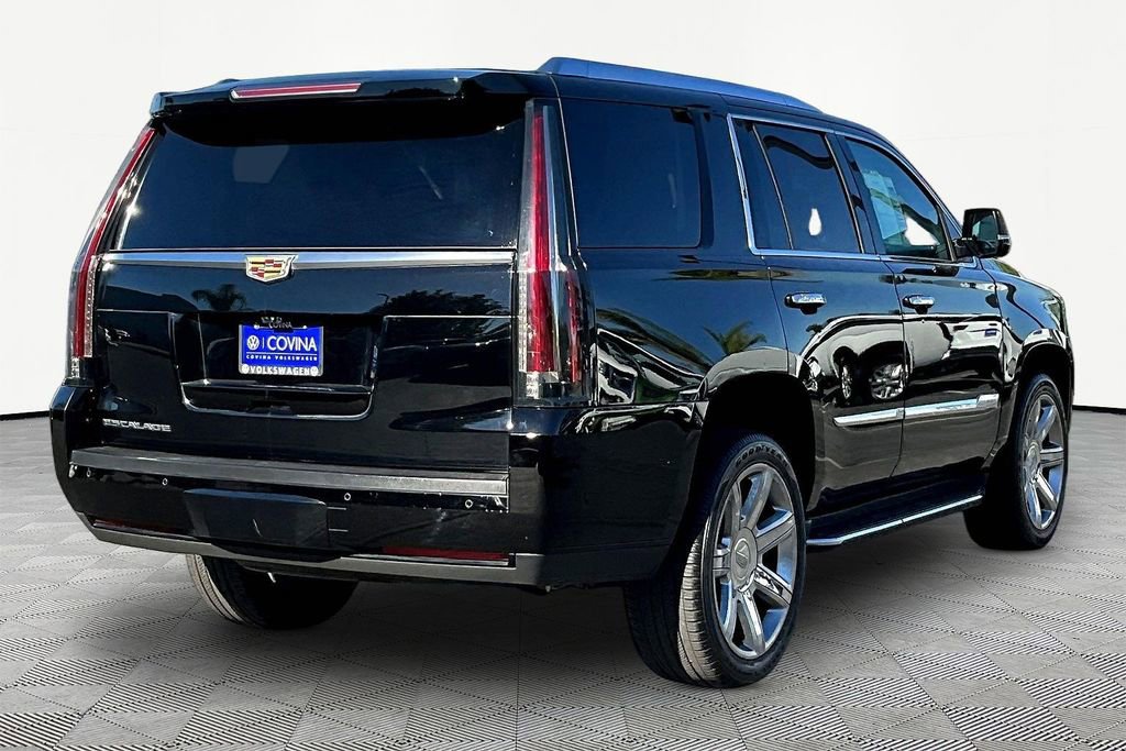 Used 2018 Cadillac Escalade Luxury image 6