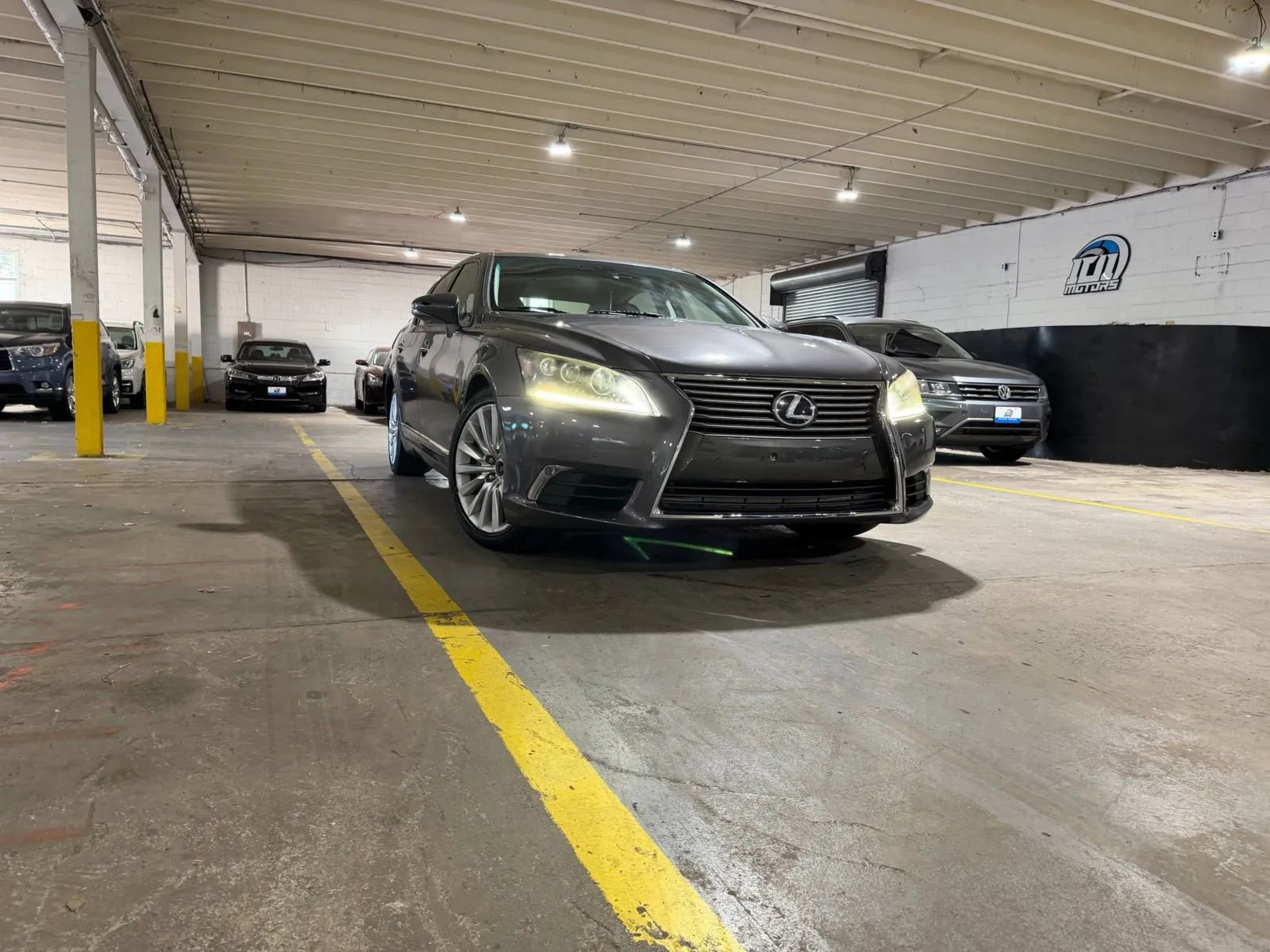 Used 2013 Lexus LS 460 L w/ Preferred Accessory Package AWD/4WD image 6