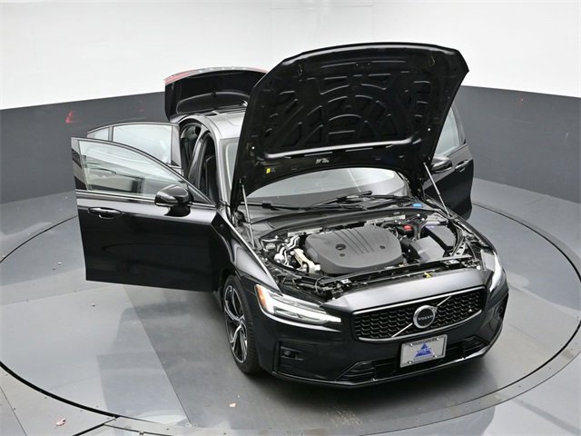Used 2024 Volvo S60 B5 Ultimate image 48