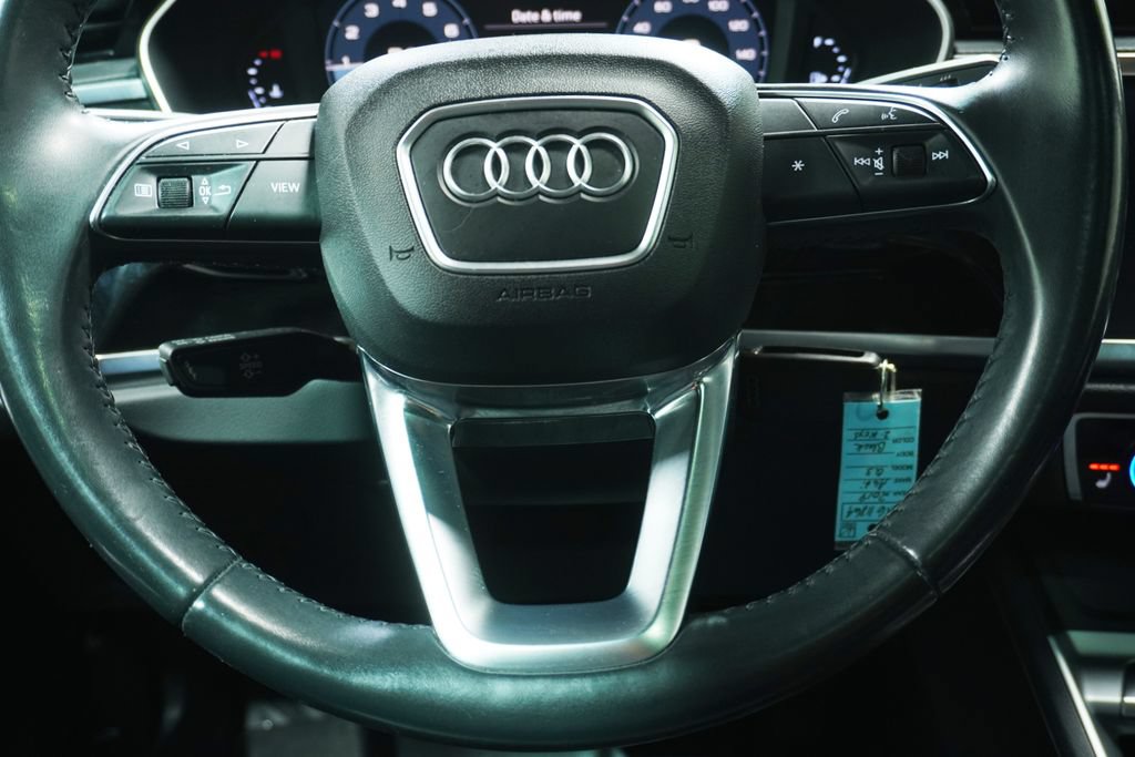 Used 2019 Audi Q3 2.0T Premium AWD/4WD image 17