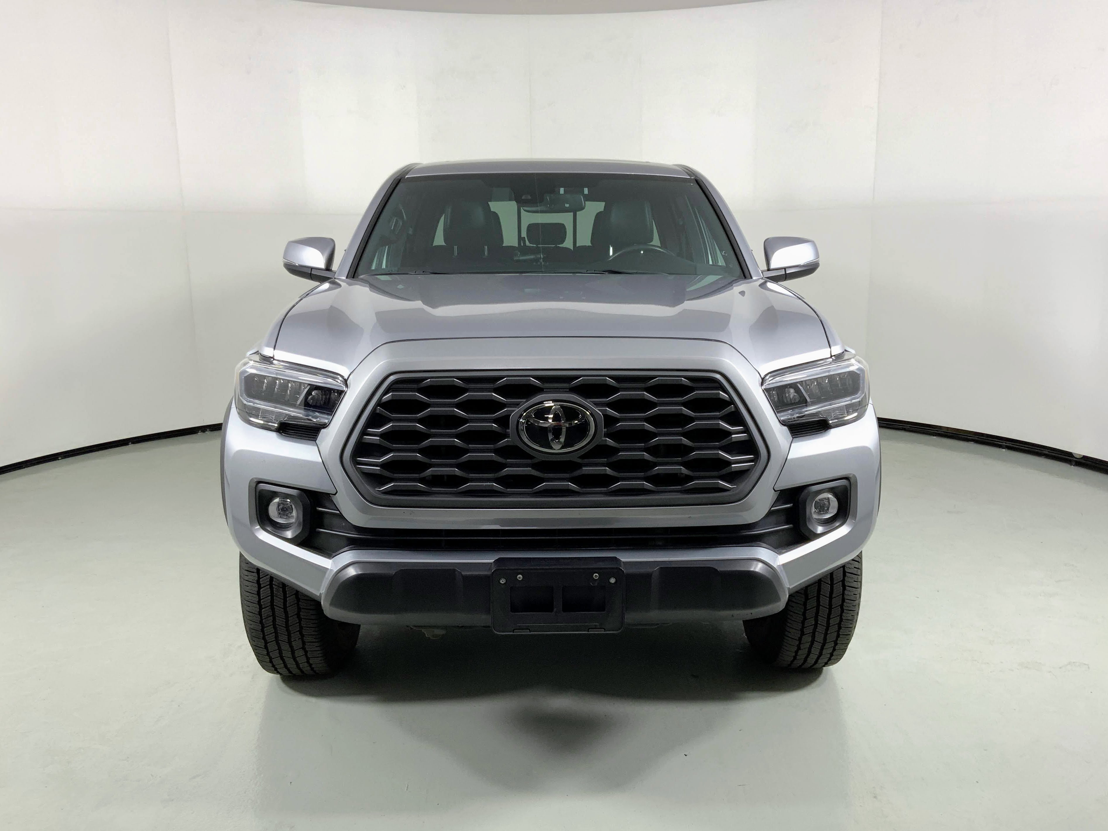 Used 2021 Toyota Tacoma SR image 5