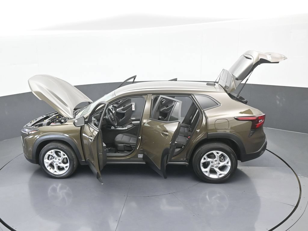 Used 2024 Chevrolet Trax LS w/ LS Convenience Package FWD image 60