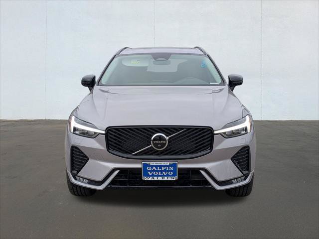 New 2026 Volvo XC60 B5 Plus w/ Climate Package PRO AWD/4WD image 4
