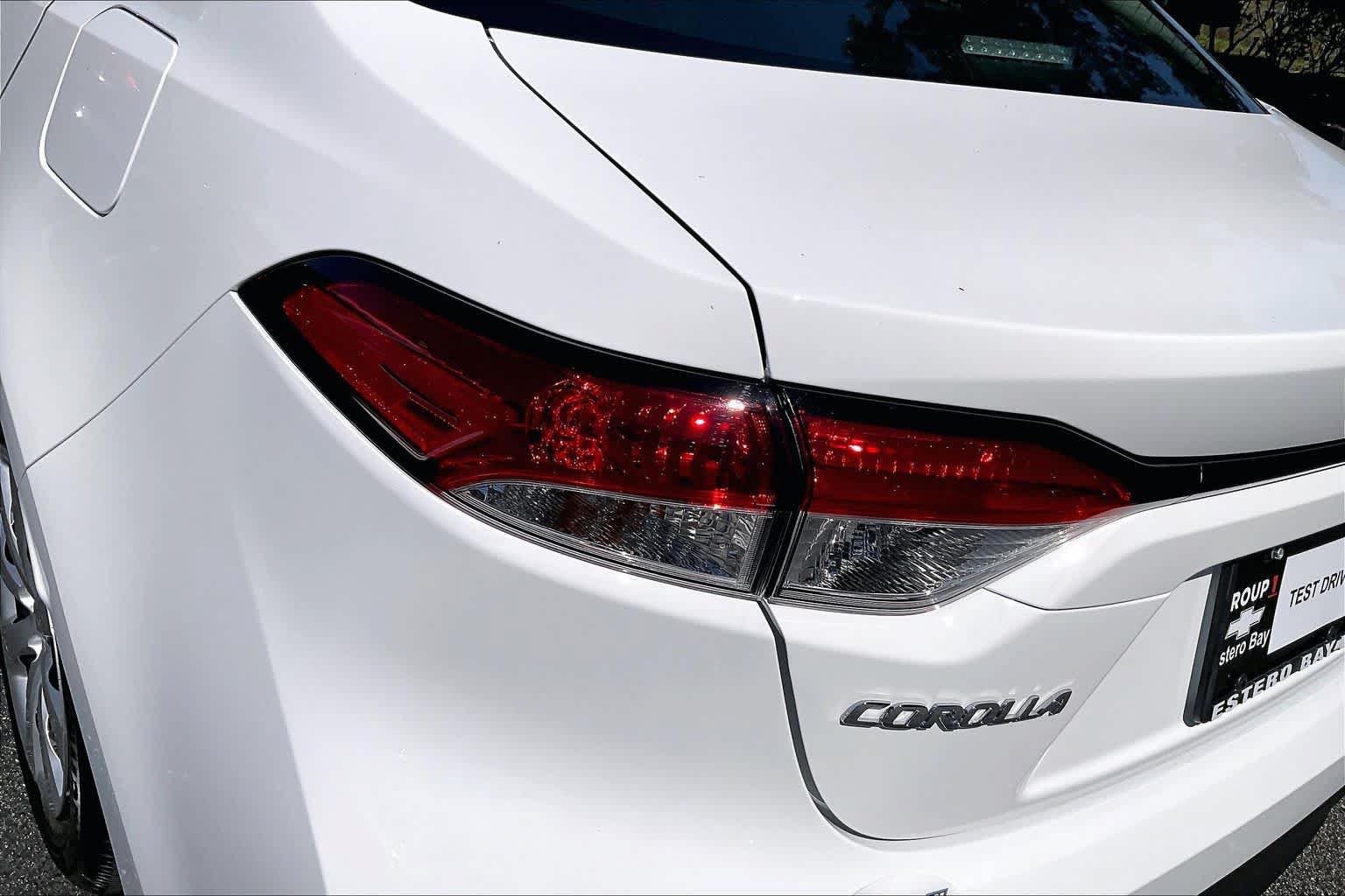 Used 2024 Toyota Corolla LE FWD image 28