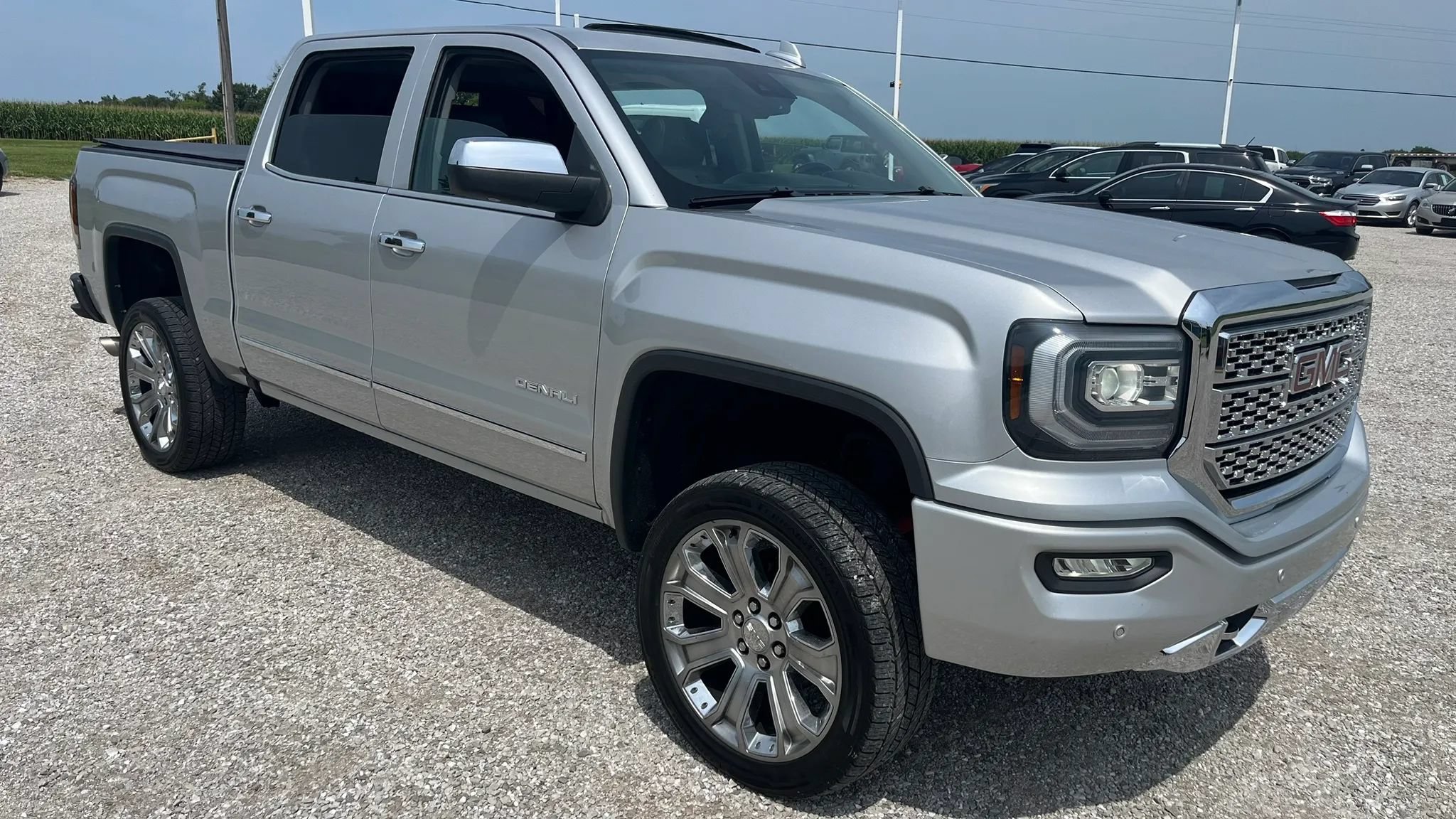 Used 2018 GMC Sierra 1500 Denali w/ Denali Ultimate Package AWD/4WD image 1
