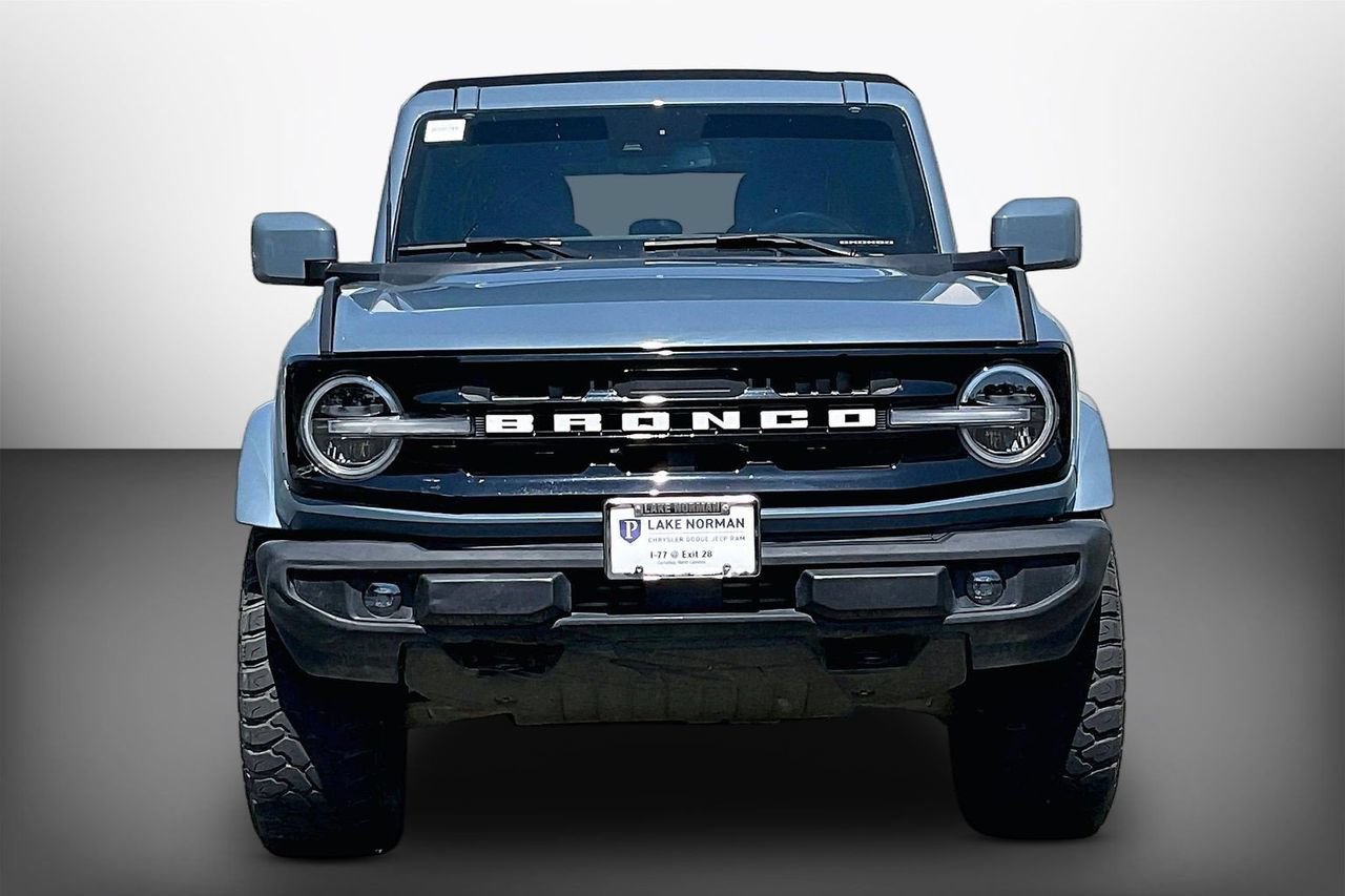 Used 2023 Ford Bronco Outer Banks AWD/4WD image 3