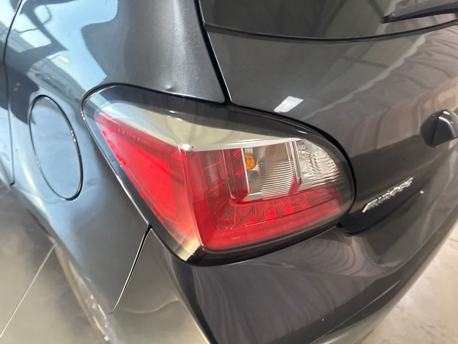 Used 2024 Mitsubishi Mirage ES FWD image 12