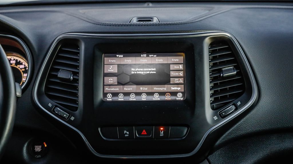 Certified 2021 Jeep Cherokee Latitude Plus image 14