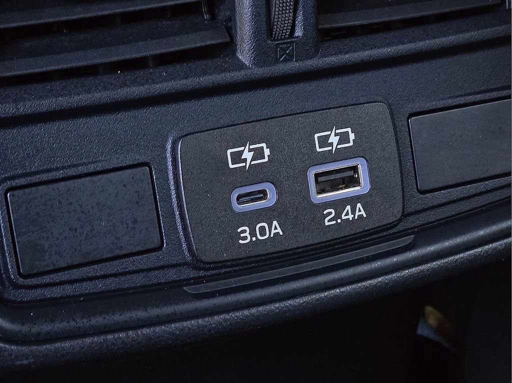 Certified 2025 Subaru Forester Premium image 11