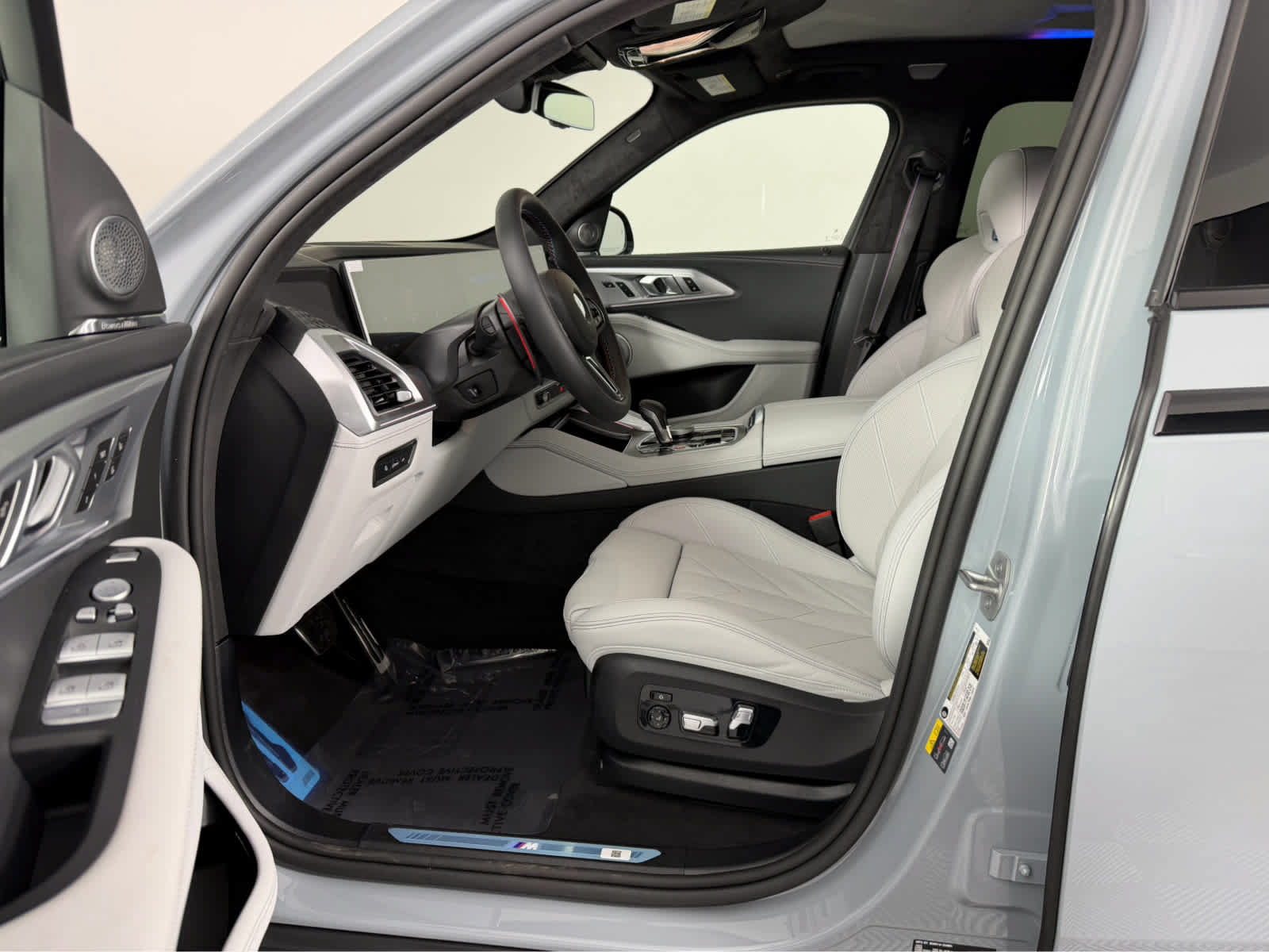 New 2026 BMW XM Label Red AWD/4WD image 9