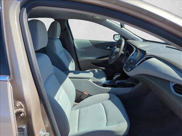 Used 2022 Chevrolet Malibu LT image 21
