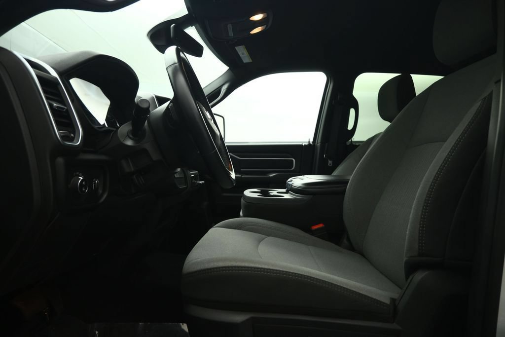 Used 2024 RAM 3500 Big Horn AWD/4WD image 46