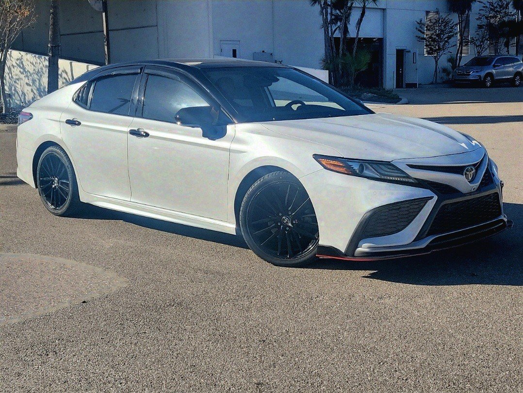 Used 2022 Toyota Camry XSE image 30