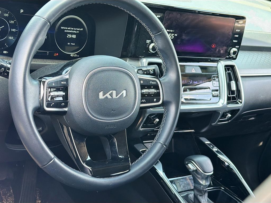Used 2023 Kia Sorento SX image 10