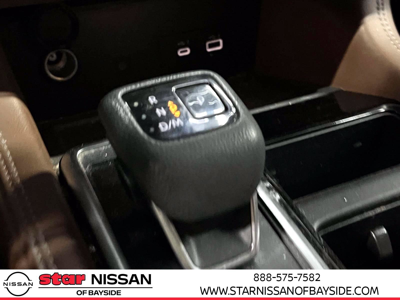 Used 2024 Nissan Pathfinder Platinum w/ Cargo Package image 28