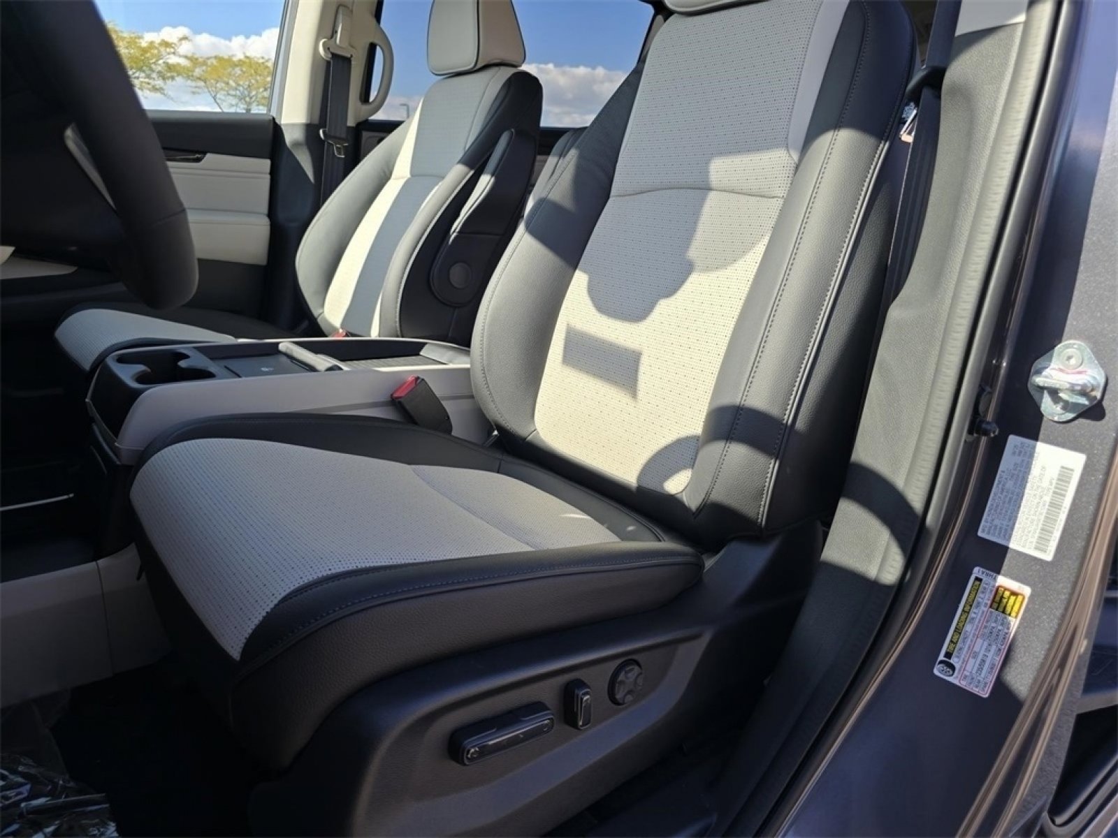 New 2026 Honda Odyssey Elite image 25