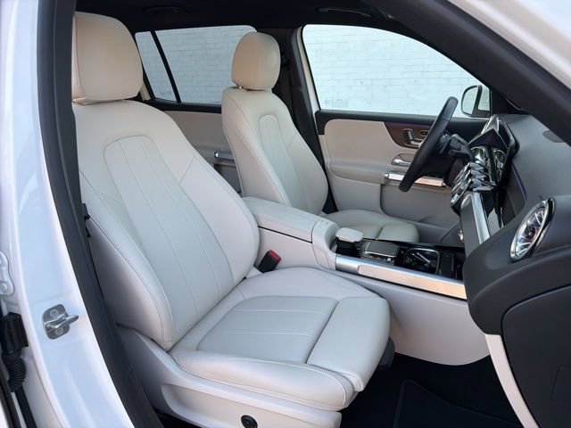 Used 2023 Mercedes-Benz EQB 250+ w/ Pinnacle Package image 13