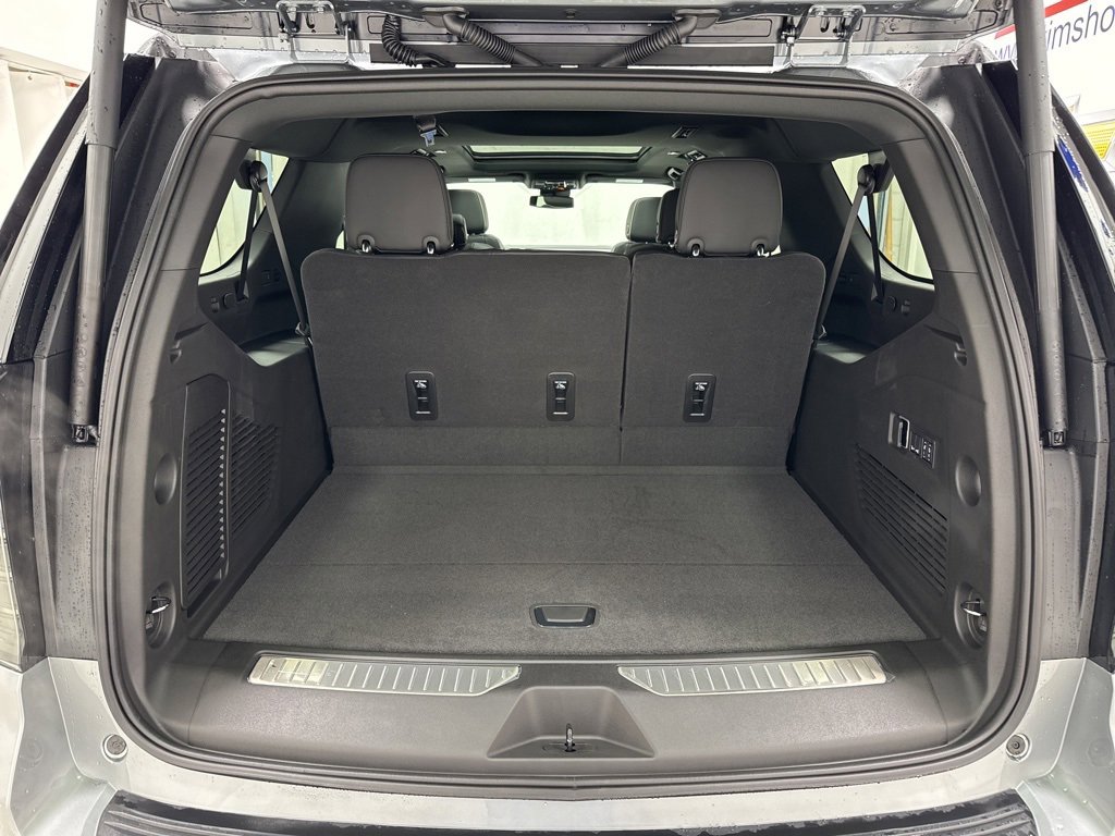 New 2026 Chevrolet Suburban Premier w/ Sun And Tow Package image 16