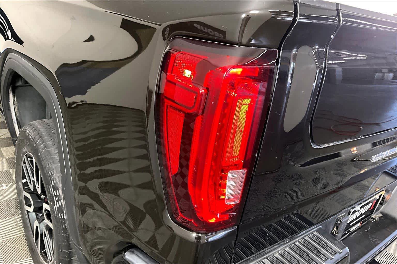 Certified 2023 GMC Sierra 1500 AT4 w/ AT4 Premium Package AWD/4WD image 28