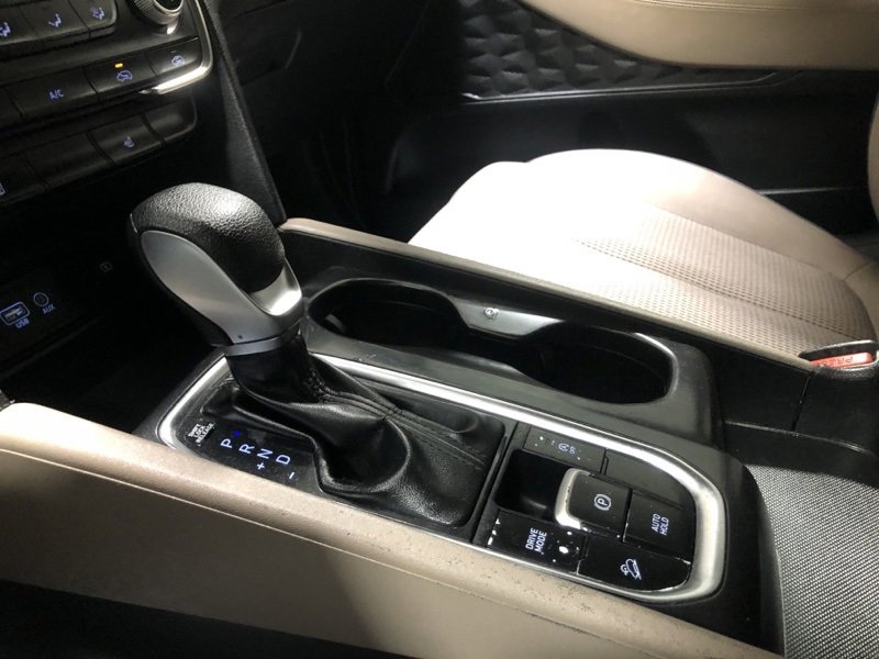 Used 2019 Hyundai Santa Fe SEL image 29