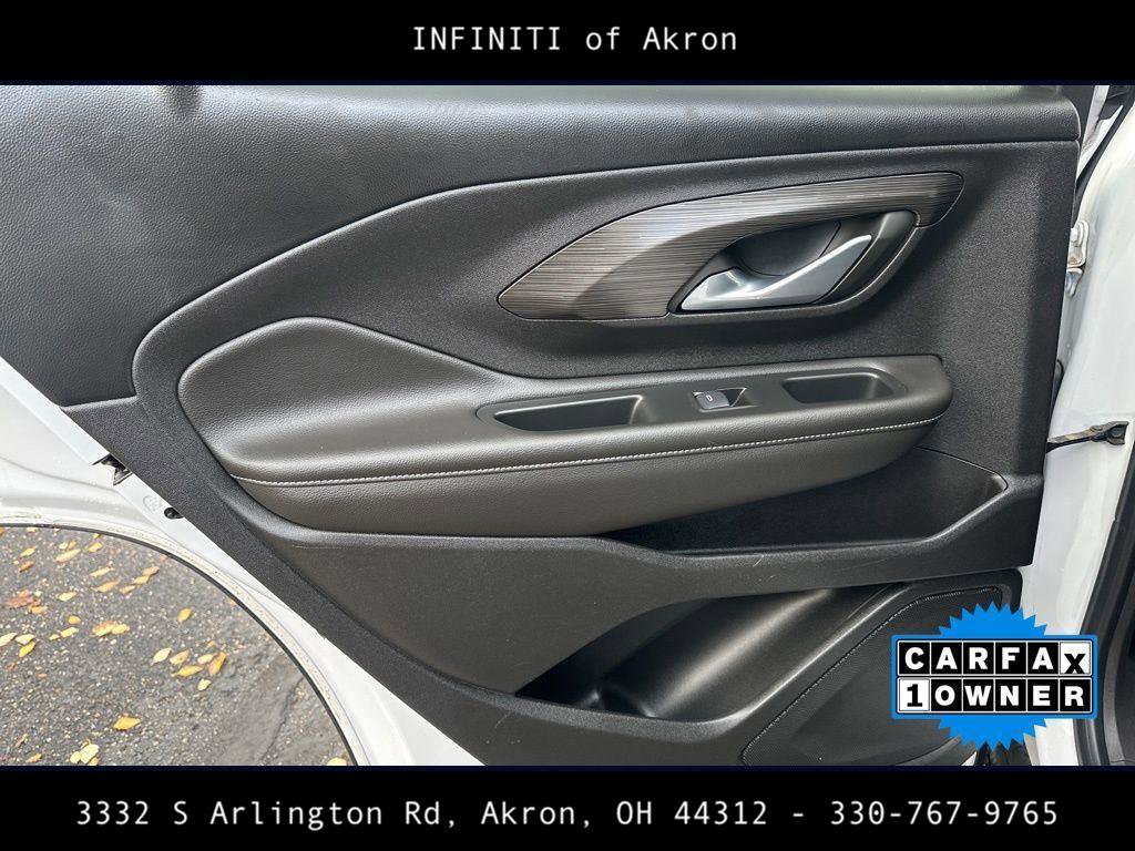 Used 2022 GMC Terrain SLT w/ Tech Package image 38