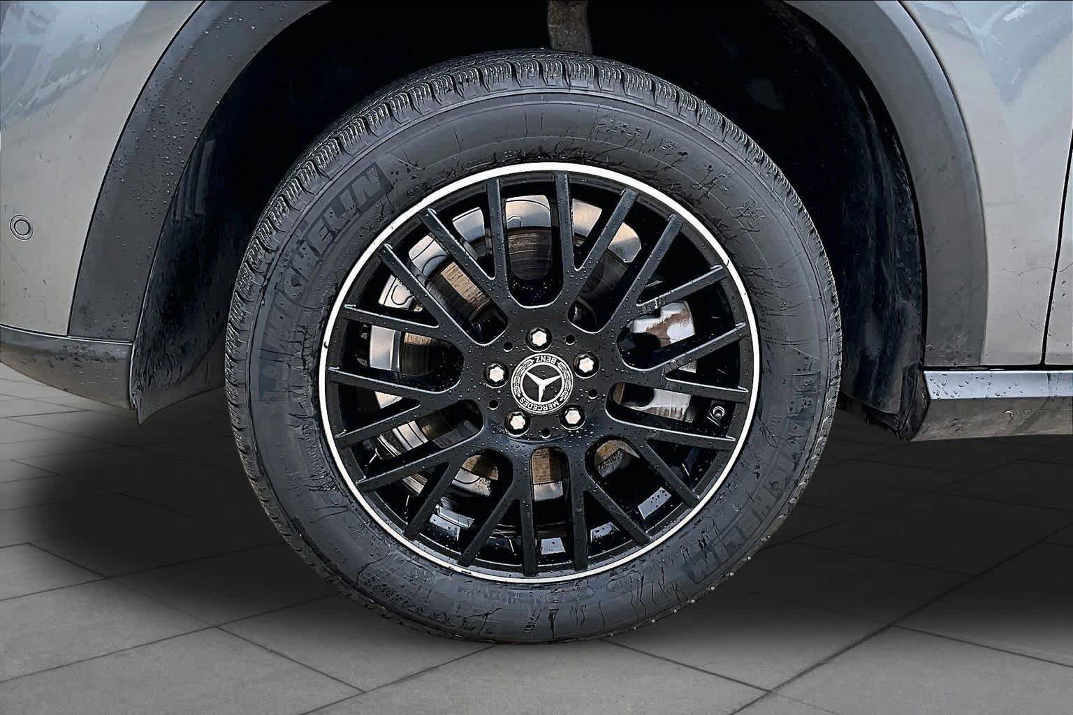 Used 2020 Mercedes-Benz GLE 350 w/ Premium Package image 8