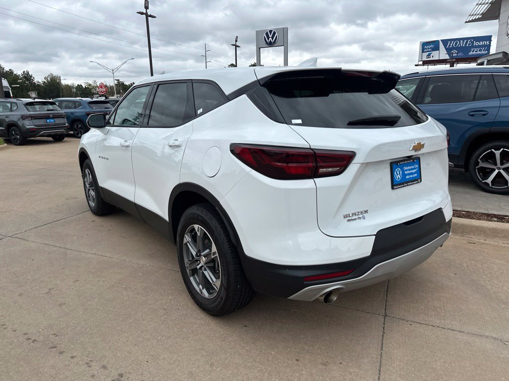 Used 2026 Chevrolet Blazer LT FWD image 6