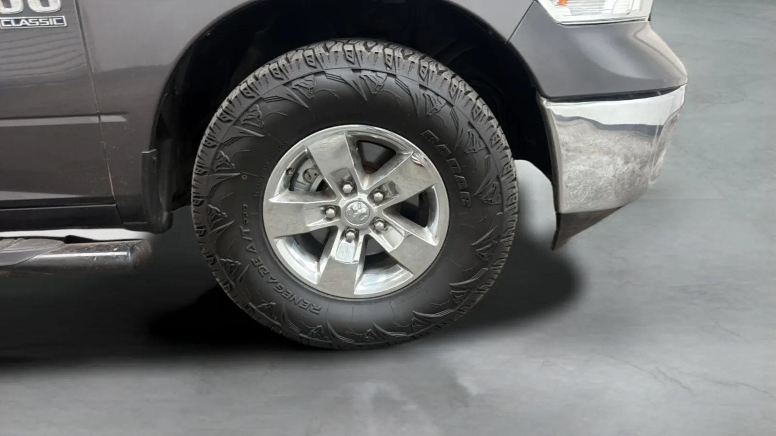 Used 2020 RAM 1500 Classic SLT RWD image 25