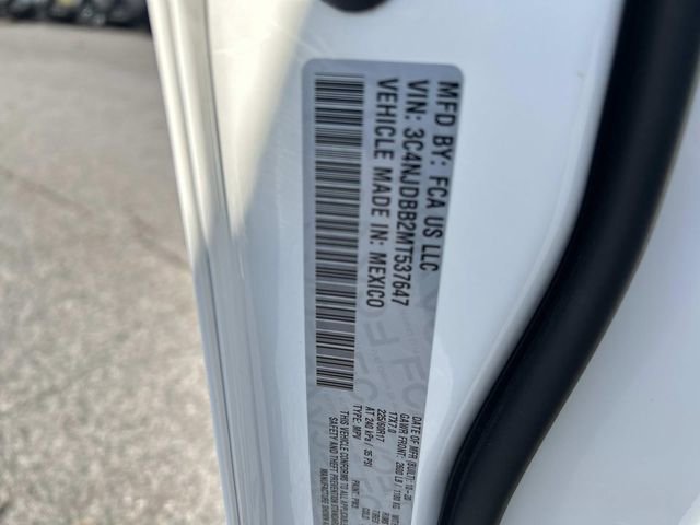 Used 2021 Jeep Compass Latitude image 24