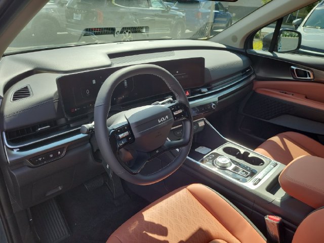 New 2027 Kia Carnival SX FWD image 25