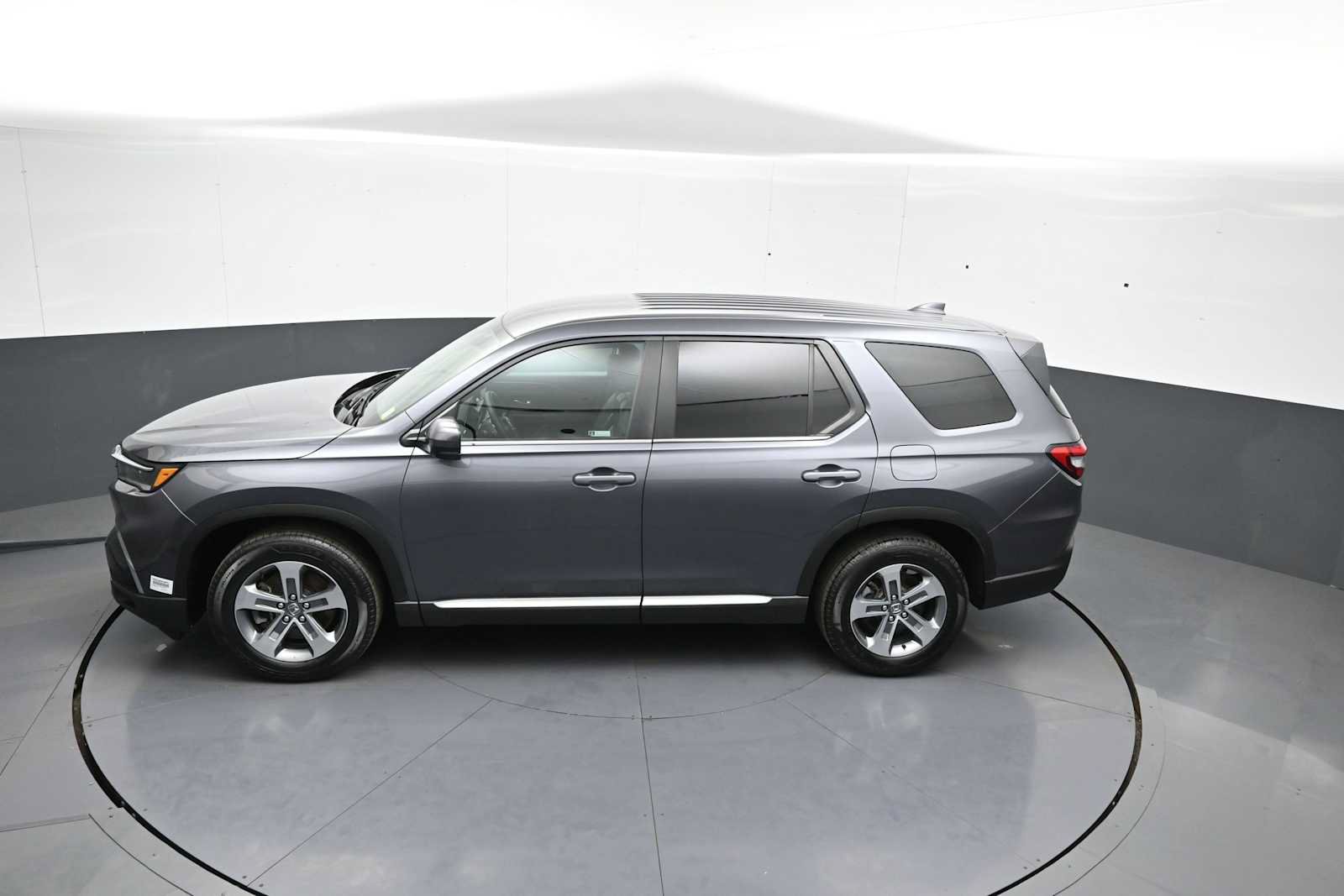 Used 2023 Honda Pilot EX-L image 42