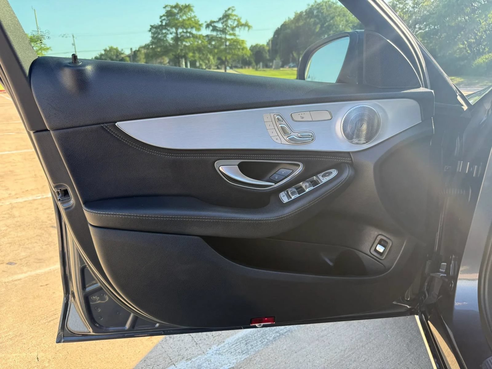 Used 2015 Mercedes-Benz C 300 4MATIC Sedan image 21