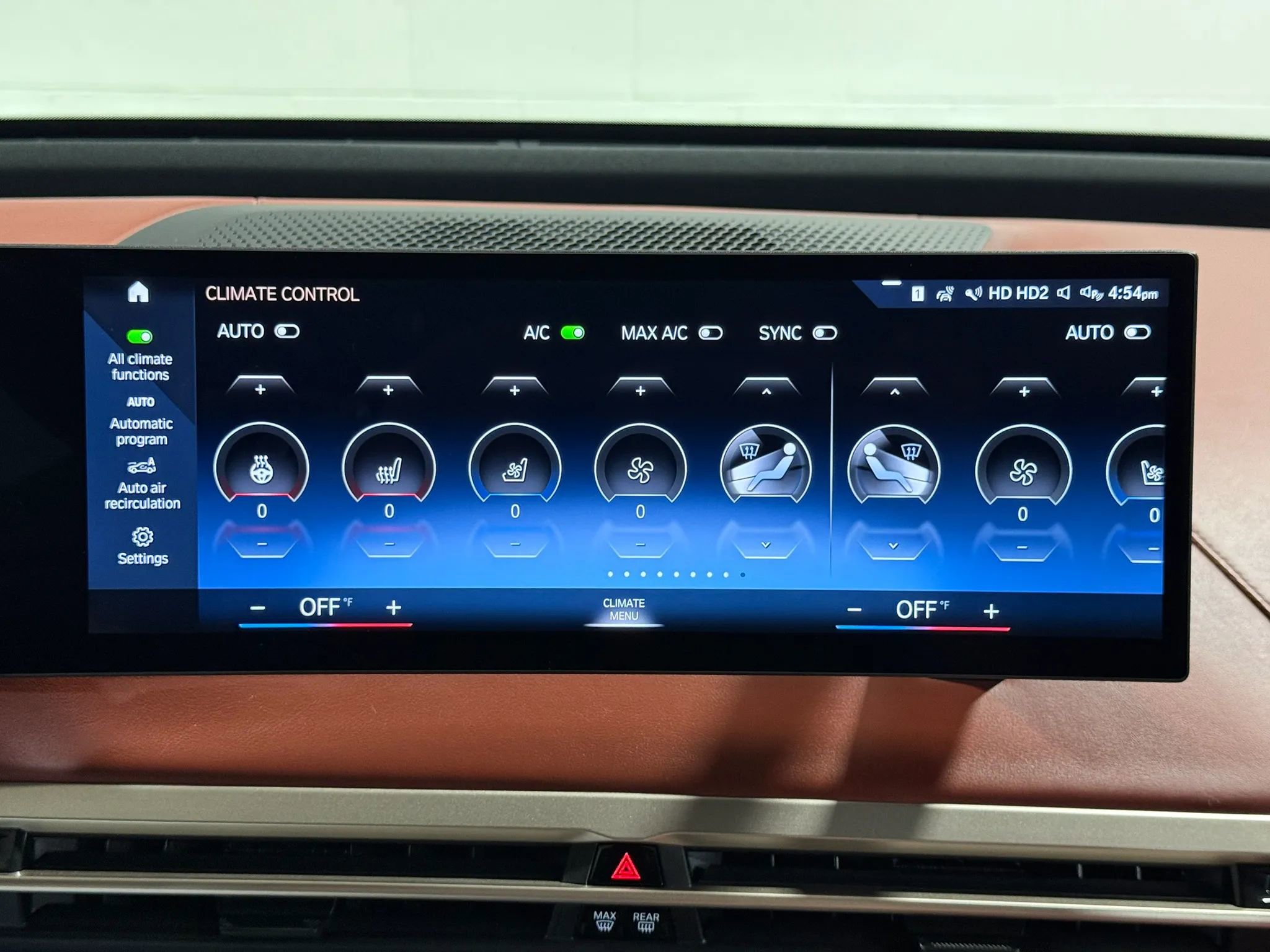 Used 2023 BMW iX xDrive50 w/ Premium Package AWD/4WD image 34