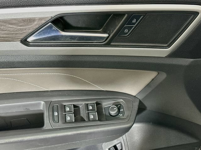 Certified 2023 Volkswagen Atlas Cross Sport SE AWD/4WD image 18