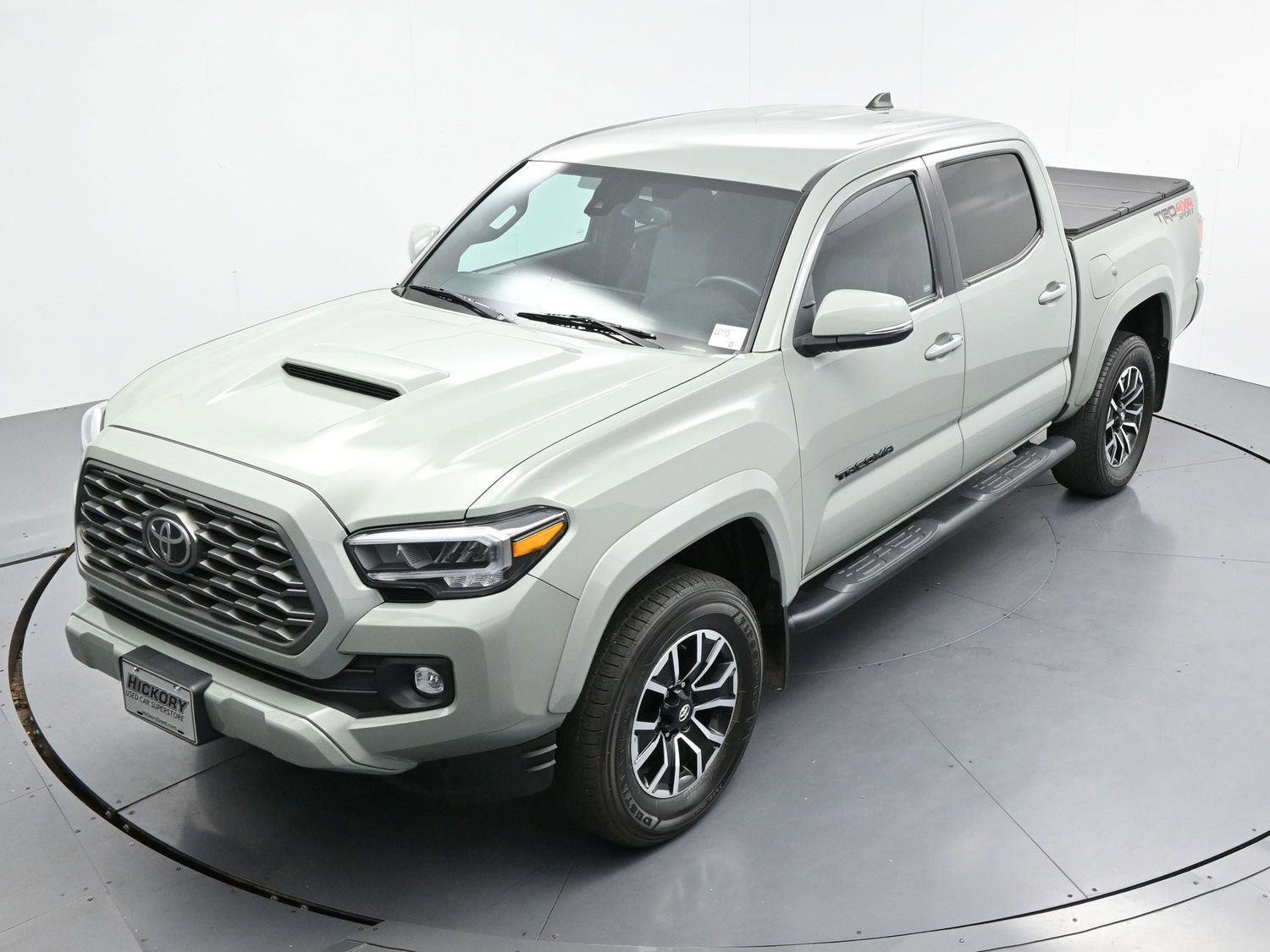 Used 2023 Toyota Tacoma TRD Sport AWD/4WD image 36