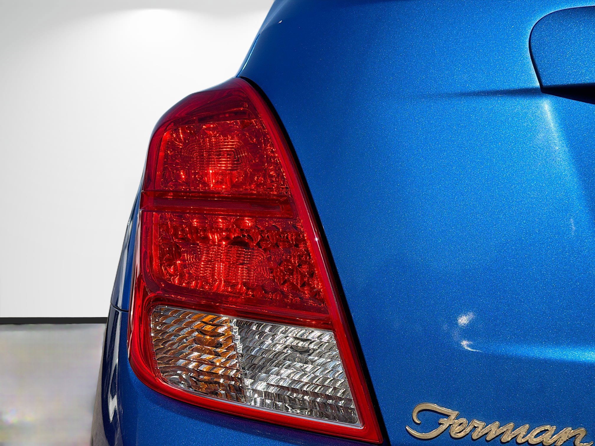 Used 2016 Chevrolet Trax LT w/ LT Sun and Sound Package FWD image 7