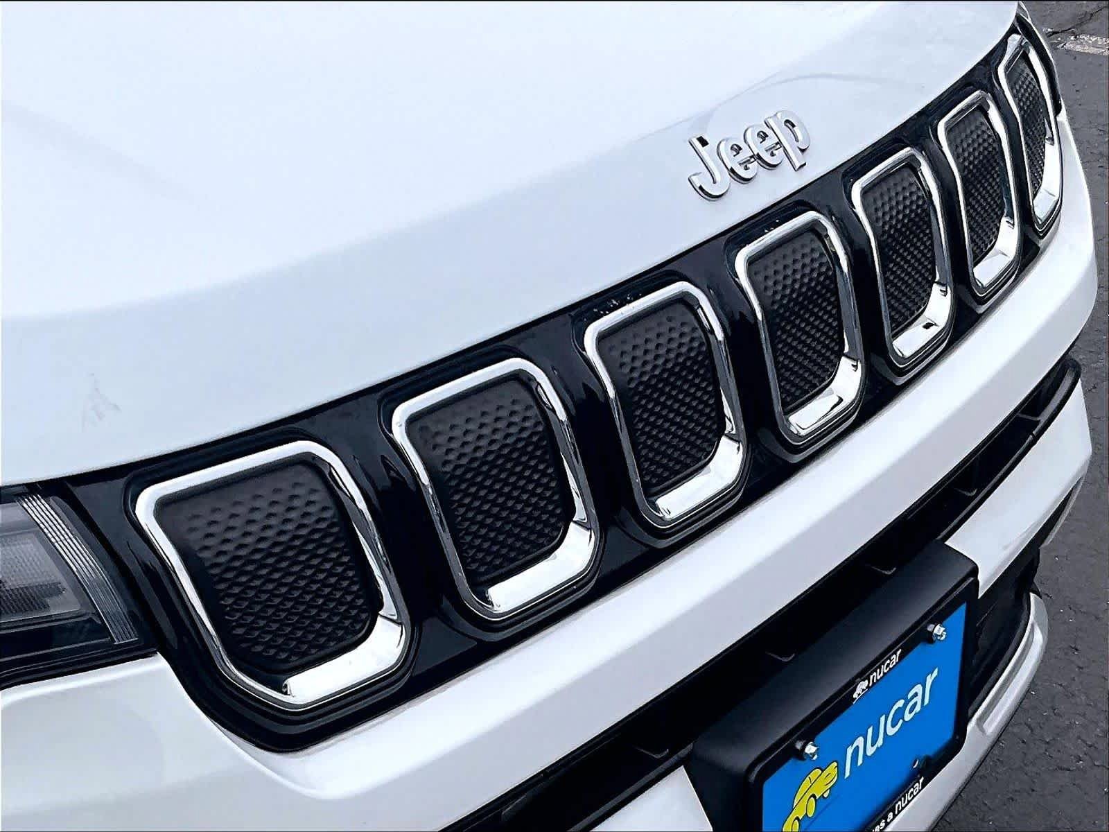 Used 2022 Jeep Compass Limited AWD/4WD image 32