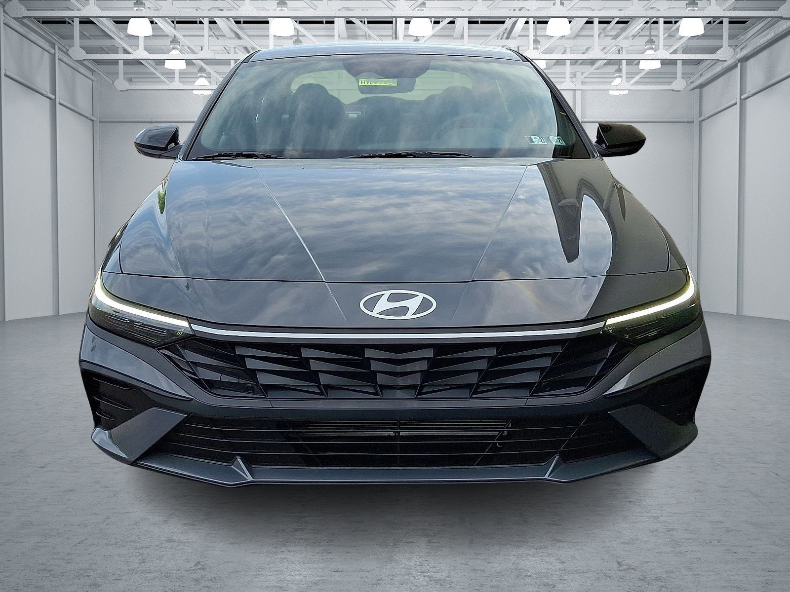 Certified 2025 Hyundai Elantra Sport FWD image 2
