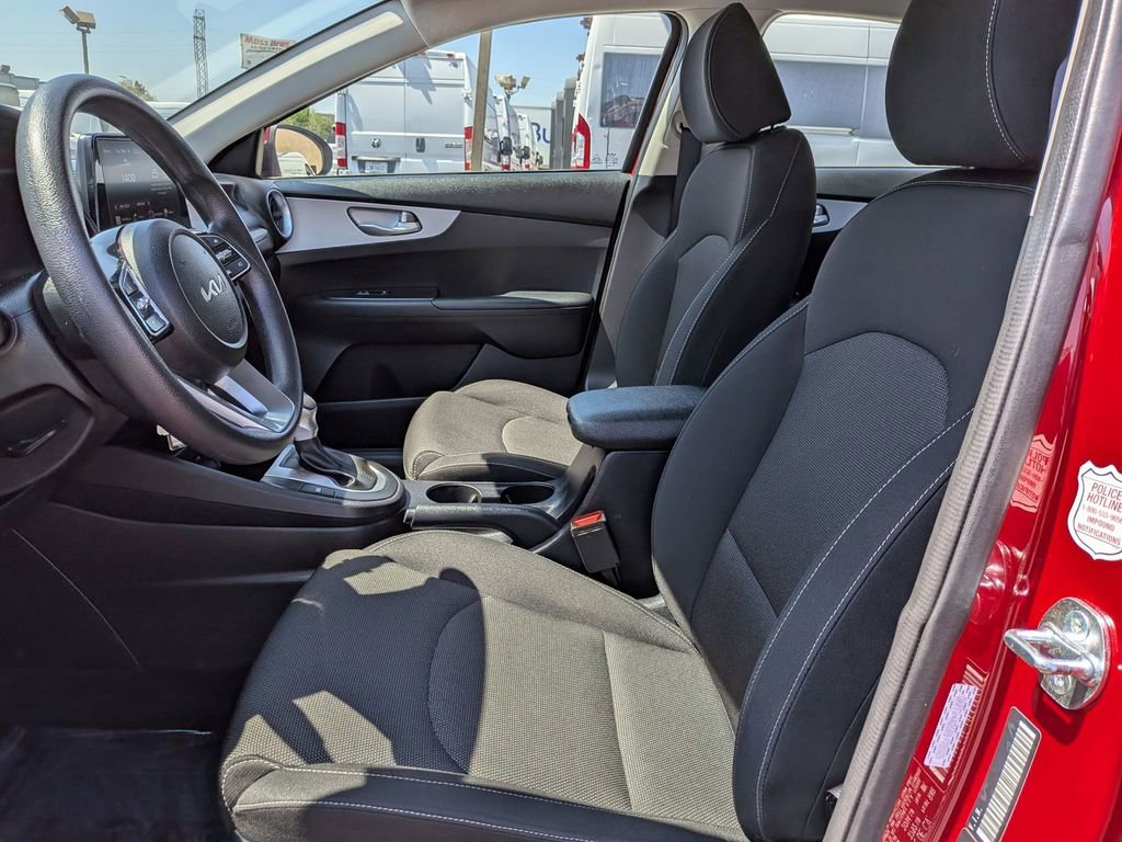 Used 2024 Kia Forte LXS FWD image 15