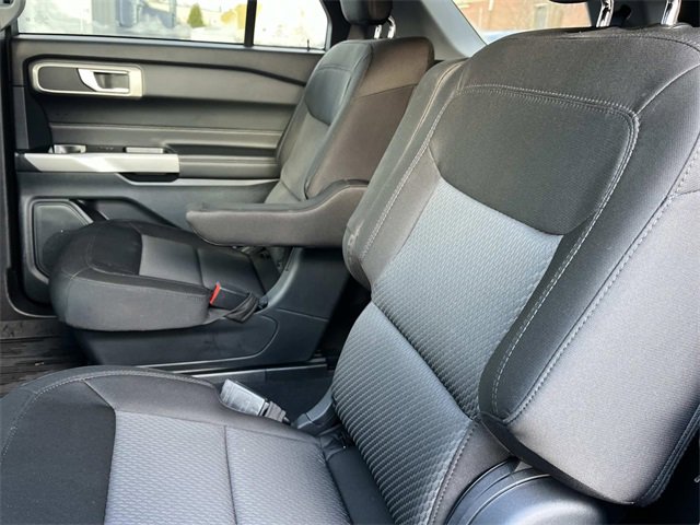 Used 2023 Ford Explorer XLT image 21