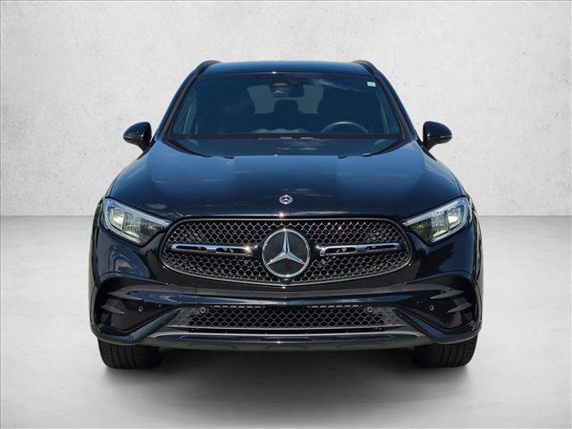 Used 2024 Mercedes-Benz GLC 300 image 2